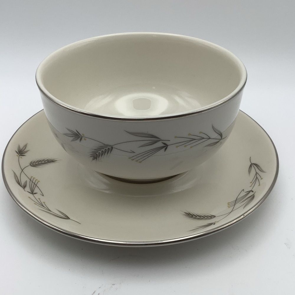 Vintage Taylor Smith & Taylor Co. Taylorton Silver Wheat Sauce Boat and Tray